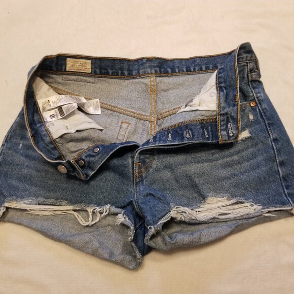 Levi's 501 High Waisted Jean Denim Shorts W31 Medium Wash Blude Faded Distressed - Picture 5 of 13